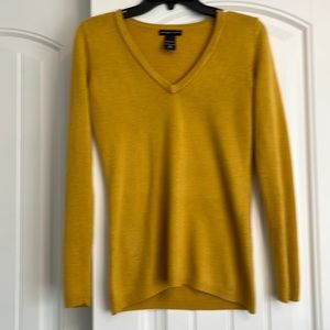 new york and company v-neck shirt